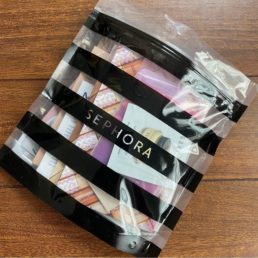 3/$40 🦙Sephora Foundation Makeup Samples - Picture 2 of 13